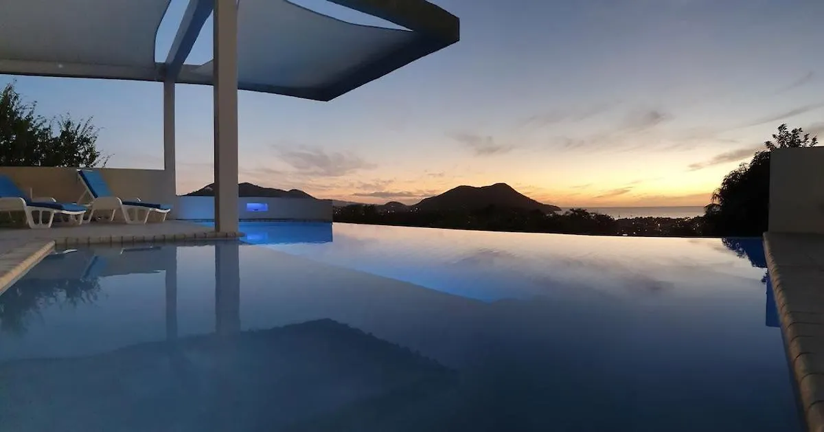 La Panache Guesthouse Νησίδα Γκρος 0*,